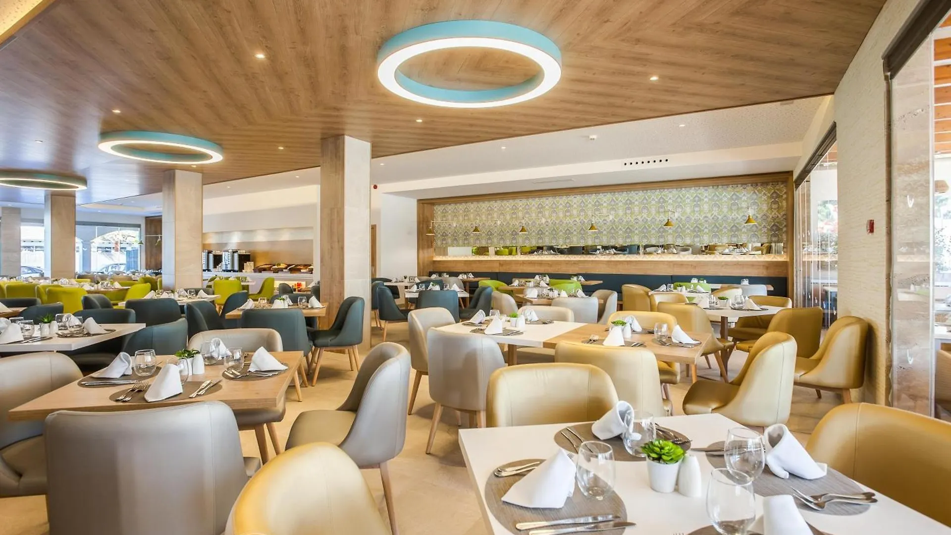 Viva Sunrise Aparthotel Port de Alcudia  Spanje