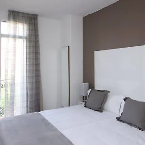 Mh , Barcelona Spanje